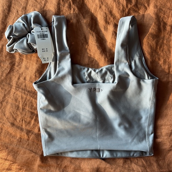NWT YPB Abercrombie Cropped Compression Tank - Picture 3 of 4